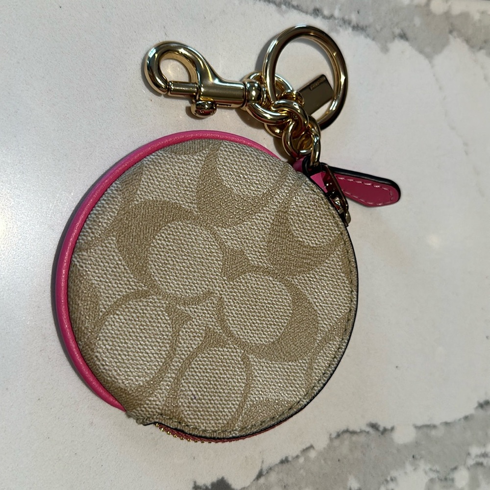 Coach coin purse with key chain and bag clip